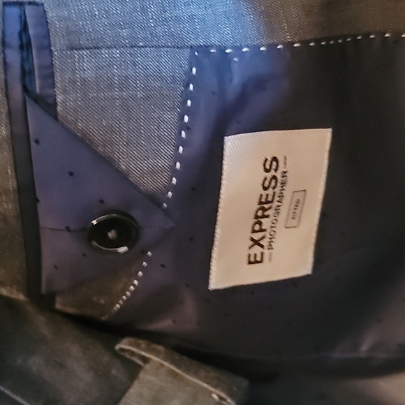 Mens blue suit - Picture 3 of 8